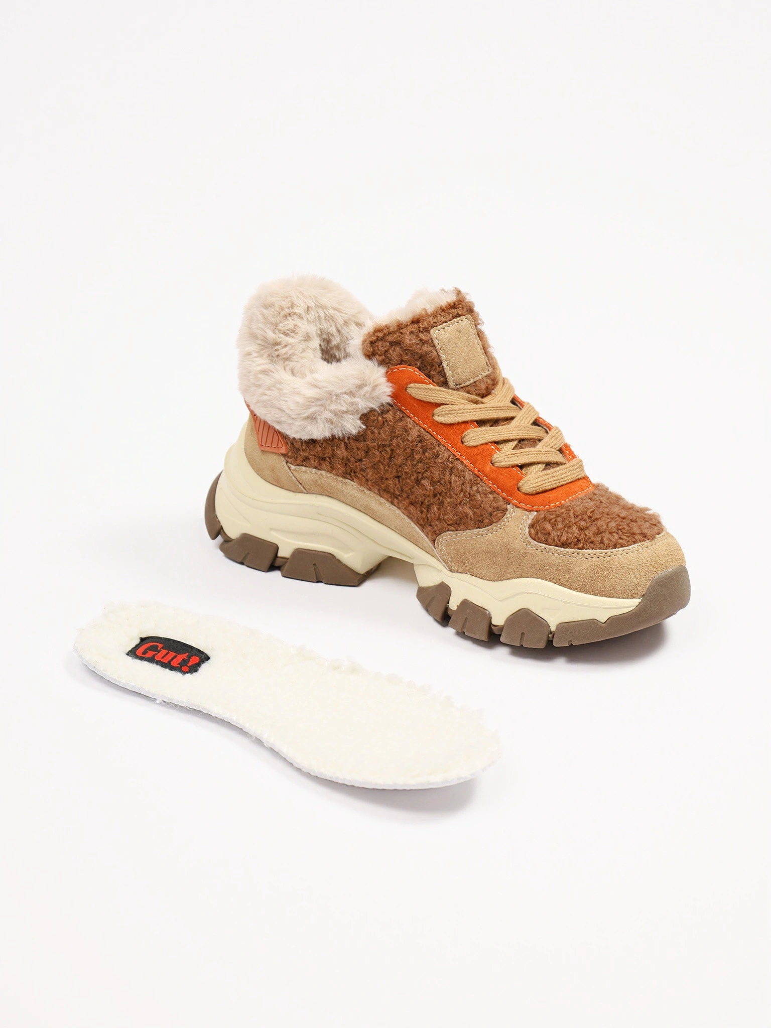 Кроссовки комбинированные с оторочкой мехом